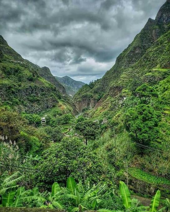 Gite De Rando Haut Mato Correia Exteriér fotografie